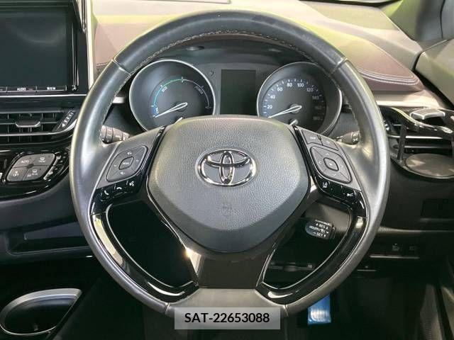 Toyota C-HR 2017-09 323018-11