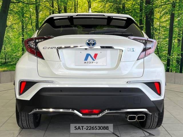 Toyota C-HR 2017-09 323018-15