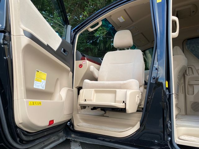 Toyota VELLFIRE 2011-01 185925-4