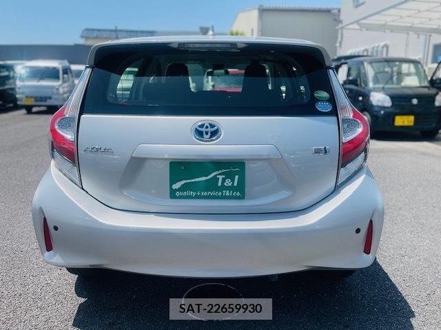 Toyota AQUA 2019-04 261030-18
