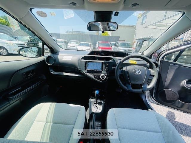 Toyota AQUA 2019-04 261030-2