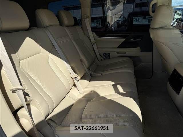 Lexus LX 2016-02 391890-17