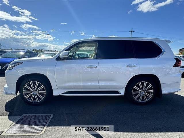 Lexus LX 2016-02 391890-10