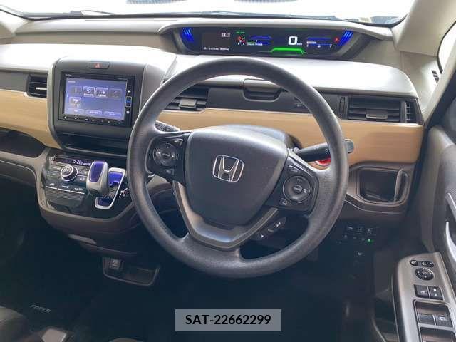 Honda FREED 2017-10 270321-9