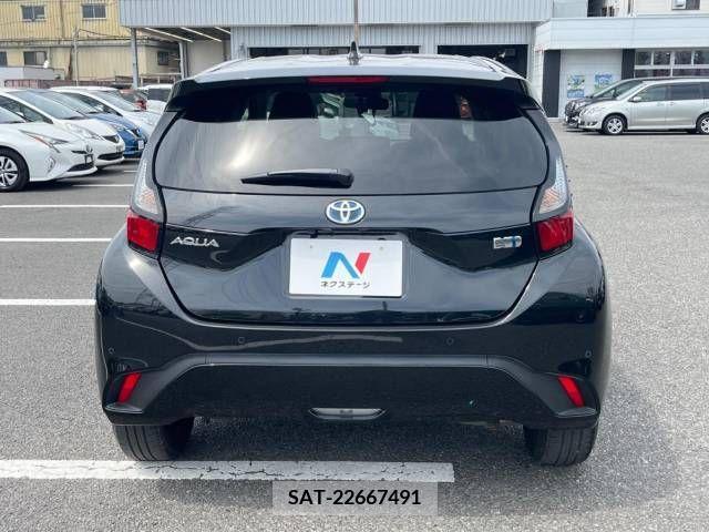 Toyota AQUA 2023-03 291738-15