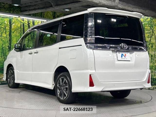 Toyota VOXY 2020-09 370529-18