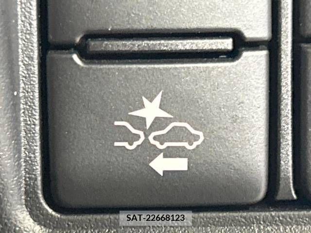 Toyota VOXY 2020-09 370529-7