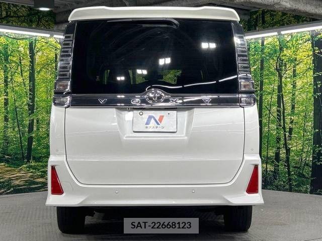 Toyota VOXY 2020-09 370529-16
