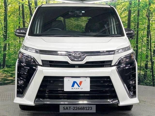 Toyota VOXY 2020-09 370529-15