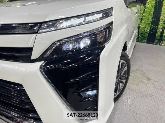 Toyota VOXY 2020-09 370529-13