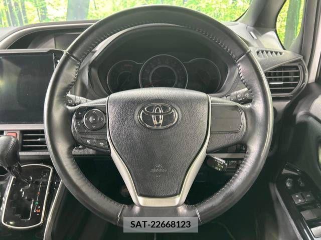 Toyota VOXY 2020-09 370529-12