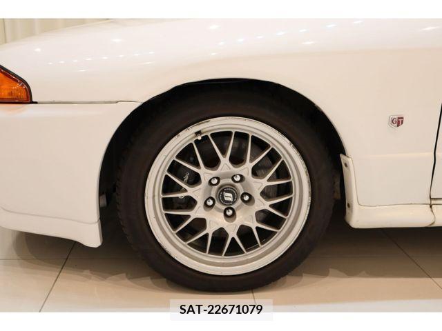 Nissan SKYLINE GT-R 1993-02 301021-12