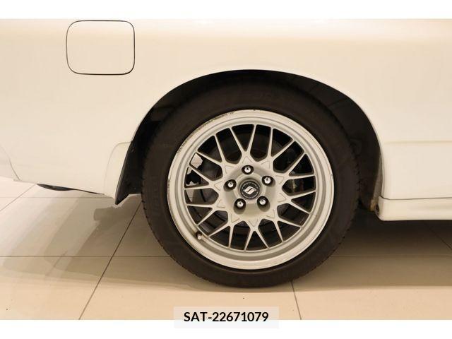 Nissan SKYLINE GT-R 1993-02 301021-6