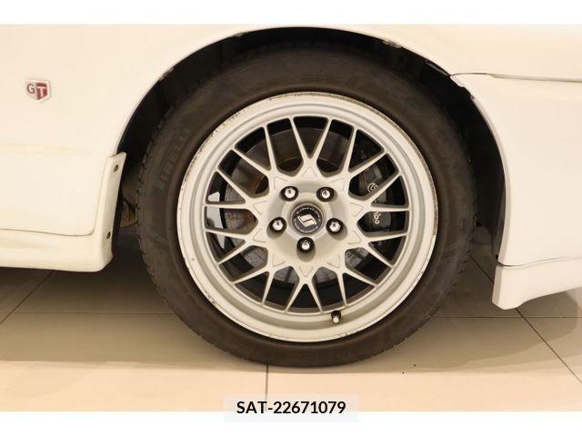Nissan SKYLINE GT-R 1993-02 301021-5