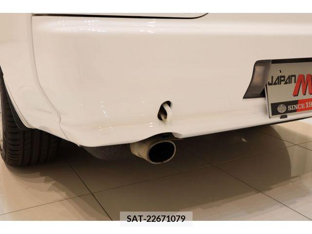 Nissan SKYLINE GT-R 1993-02 301021-18