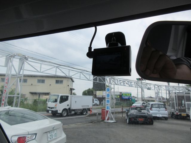 Daihatsu HIJET TRUCK 2012-04 3241-11