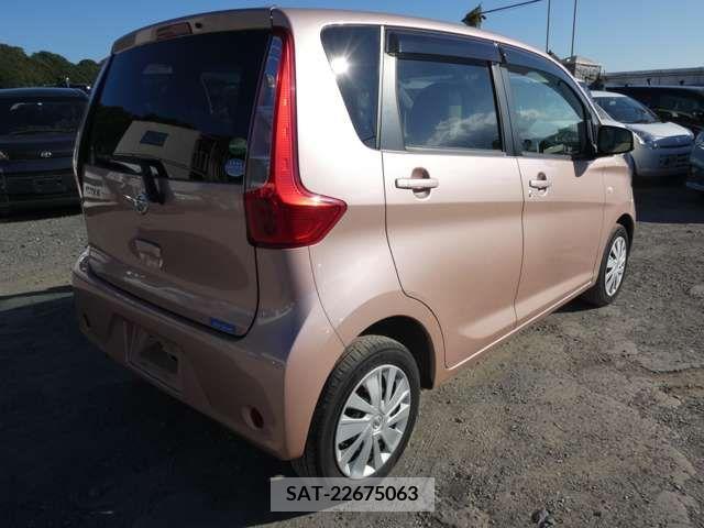 Nissan DAYZ 2013-12 257260-5
