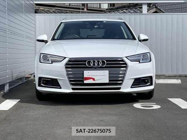 Audi A4 2018-06 218454-1