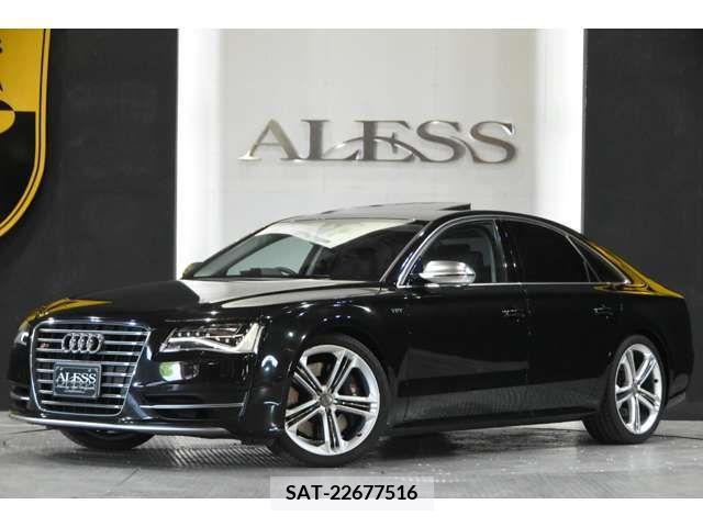 Audi S8 2013-03 261711-10