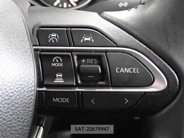 Toyota VOXY 2022-03 213217-19