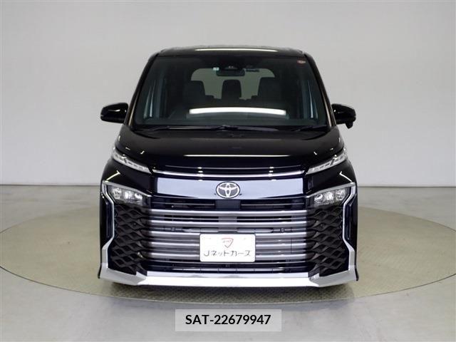 Toyota VOXY 2022-03 213217-4