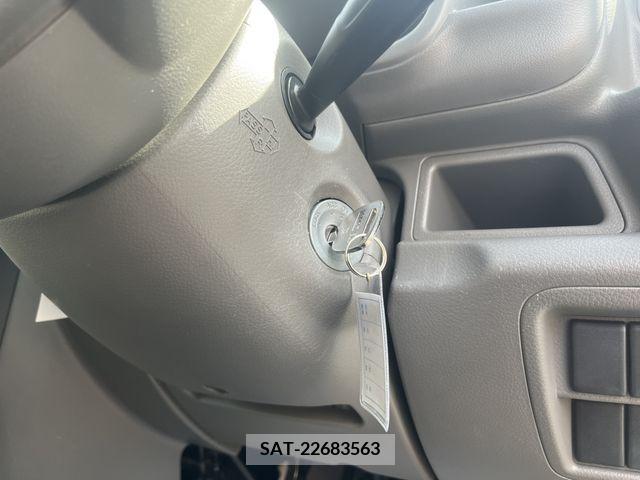 Suzuki EVERY 2017-10 269221-15