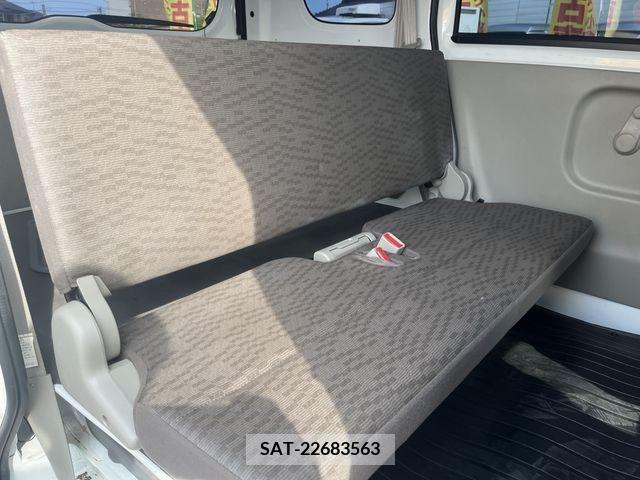 Suzuki EVERY 2017-10 269221-19