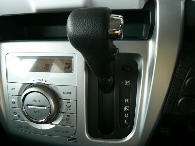 Suzuki HUSTLER 2014-01 9010-9