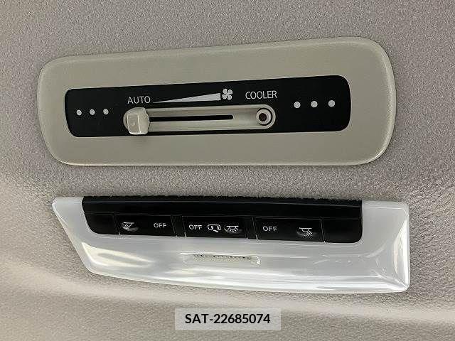 Nissan SERENA 2018-12 393855-7