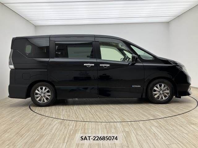 Nissan SERENA 2018-12 393855-14