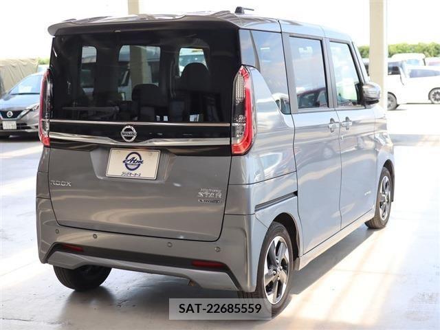 Nissan ROOX 2022-06 354769-8
