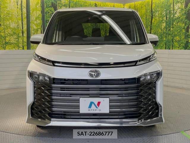Toyota VOXY 2022-12 335883-15