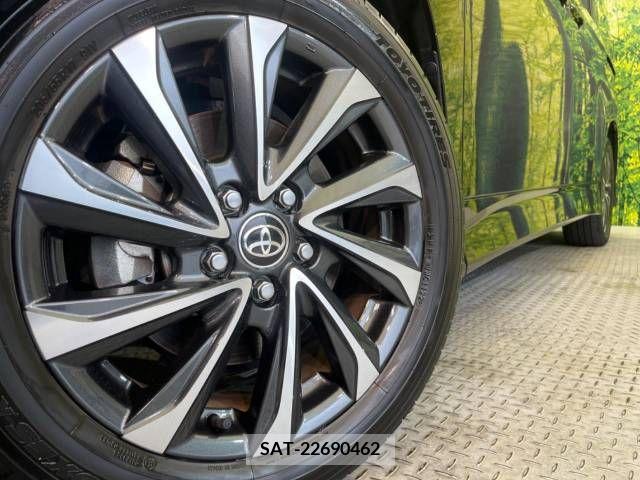 Toyota VOXY 2022-05 332948-13