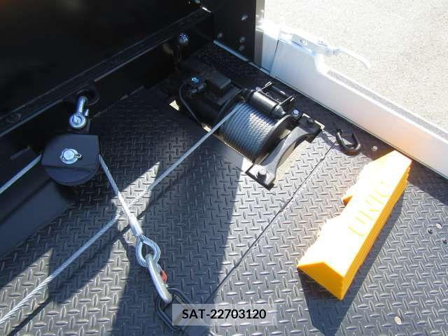 Mitsubishi CANTER 2024-03 357546-14