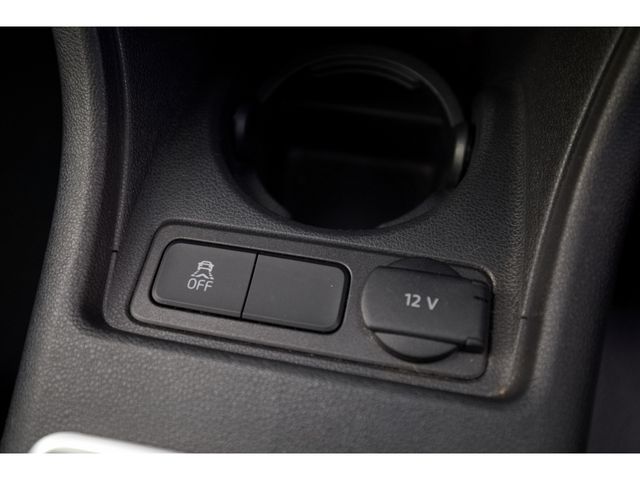 VolksWagen UP! 2012-10 10751-27