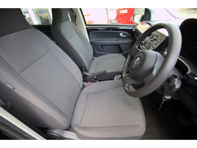 VolksWagen UP! 2012-10 10751-16