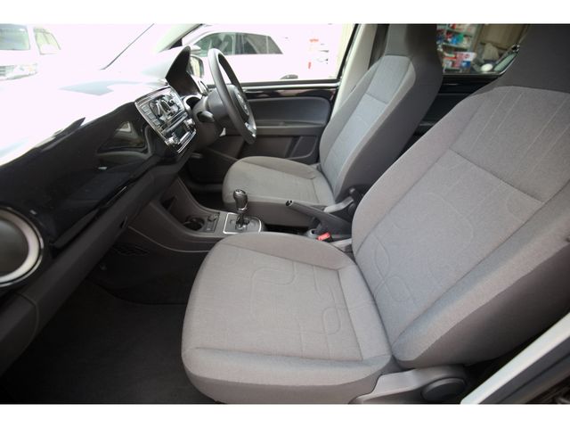 VolksWagen UP! 2012-10 10751-18