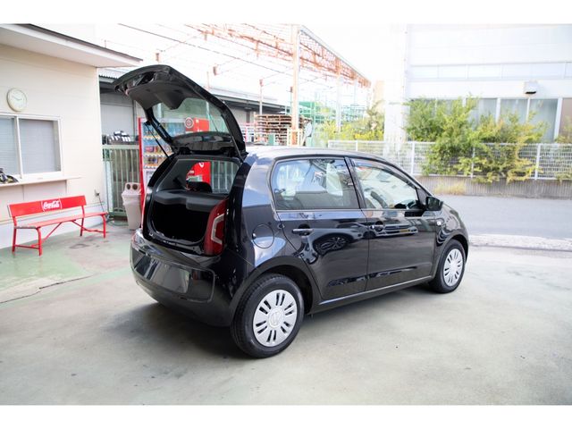 VolksWagen UP! 2012-10 10751-6