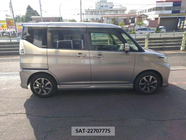 Suzuki SOLIO BANDIT 2019-08 329860-9