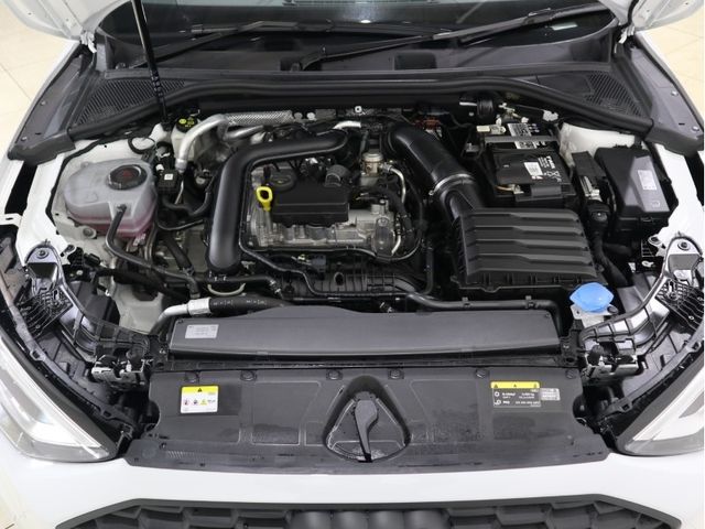 Audi A3 2023-05 21025-23