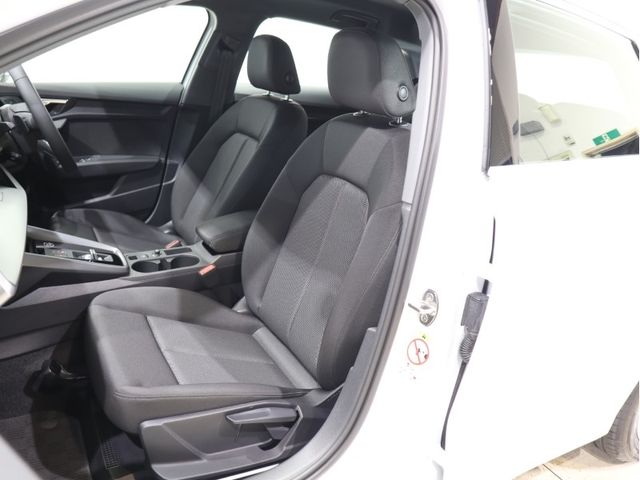 Audi A3 2023-05 21025-16