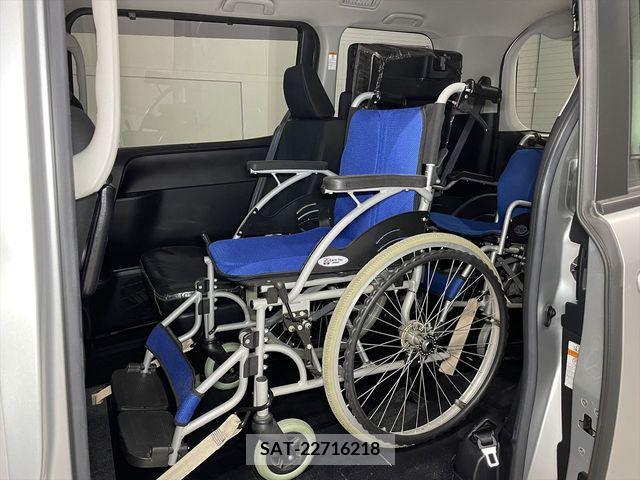 Toyota VOXY 2019-06 341136-10