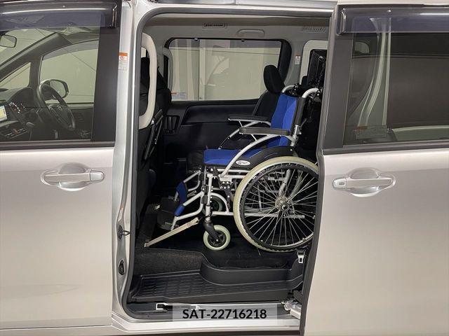 Toyota VOXY 2019-06 341136-9