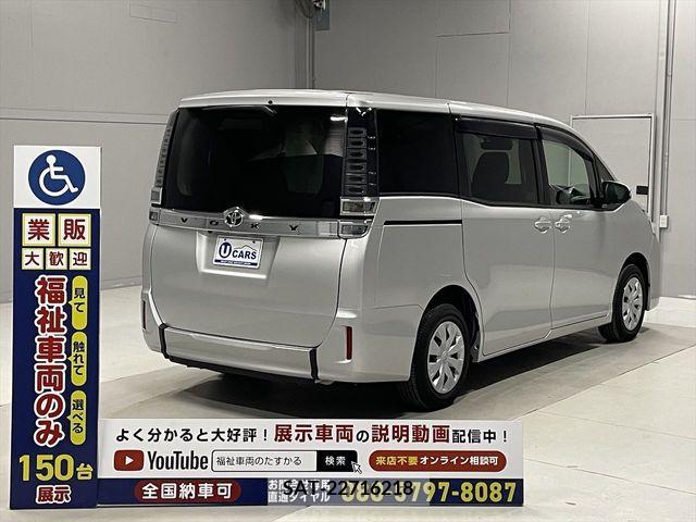 Toyota VOXY 2019-06 341136-24