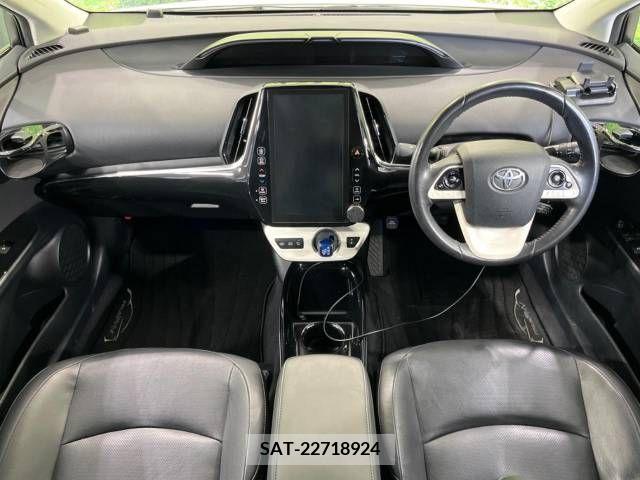 Toyota PRIUS PHV 2017-05 282530-1