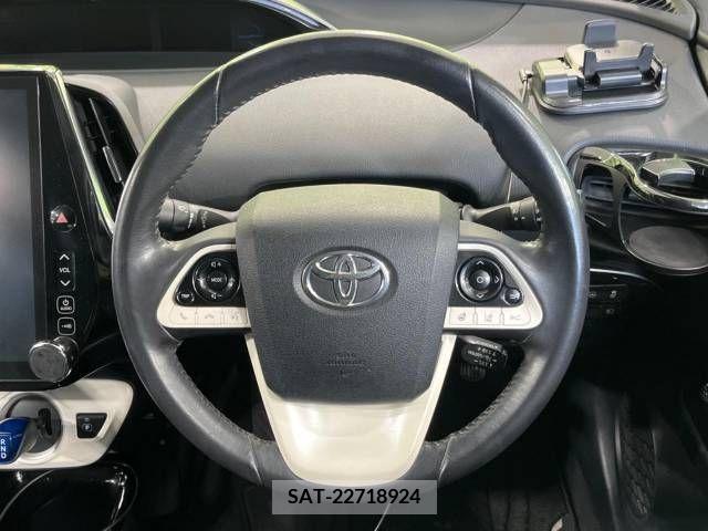 Toyota PRIUS PHV 2017-05 282530-11