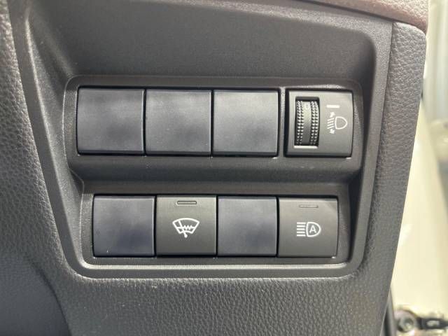 Toyota YARIS CROSS 2021-03 184082-5