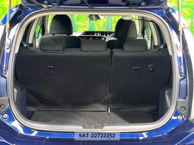 Toyota AQUA 2020-04 330641-10