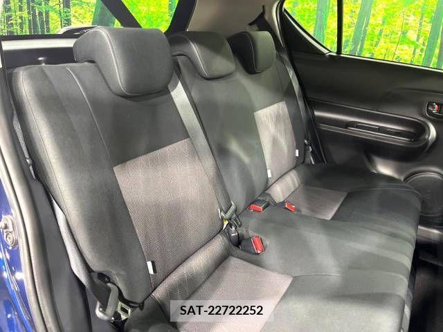 Toyota AQUA 2020-04 330641-9