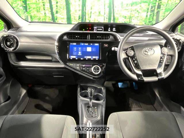 Toyota AQUA 2020-04 330641-1